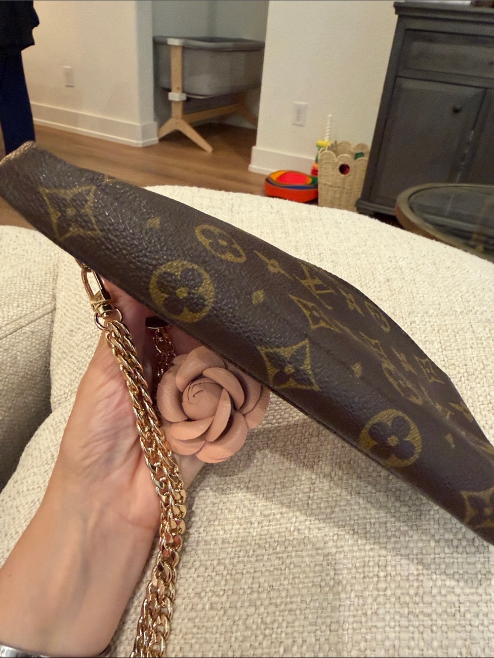 Louis Vuitton Monogram Mini Pochette w Pink Flower Charm/ Chain Both Unbranded. - Picture 5 of 9